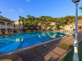 Appartement avec Piscine Privée et Jardin à Tabarka - Idéal Couple