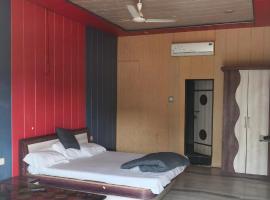 Hotel Grand Swastik Resort and Marriage garden, Hotel in Barwāni