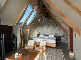 MAWE VILLA on Champagne Ridge, Romantic Getaway