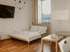 Charming Private Rooms in the Heart of the City