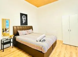 Studio Apartment for 3 Steps from FAC Platz