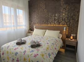 Vivienda en centro de Yecla, ξενοδοχείο σε Yecla