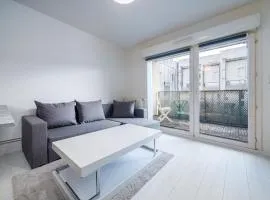 Appartement avec chambre HomeCinema - Parking&Terrase proche Paris