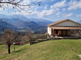 Alta Quiete, hotell sihtkohas Frontone