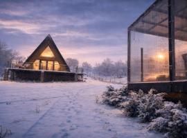 Azad Cabin, Hotel in Şotrile