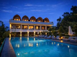 Nirvana Hotel Resort Tetebatu, מלון בטטבאטו