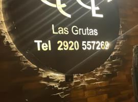 Apart Eva Luna Departamentos y Habitaciones con baño privado, hotel en Las Grutas
