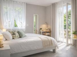 Casa Rosetta - Relax in Centro - Parcheggio Privato, Mare a 2 Passi, hotel v destinaci Bordighera