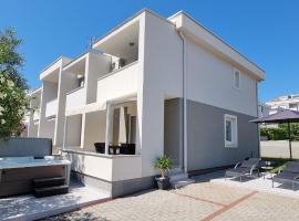 Fantasy Classic Maisonette, hotel a Novalja