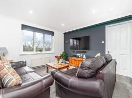 Prime Commuter Executive Apartment Dunfermline
