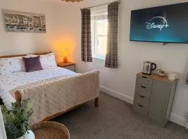 Private Room and Bathroom in Ballycastle