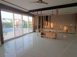 Noida Dream, Hotel in Noida