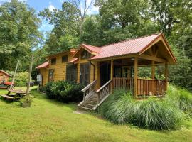 Bison Farm - Cabin "Vieja", Hotel in Culpeper