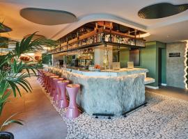 Ibis Styles Madrid Airport Valdebebas, hotel s bazenima u Madridu