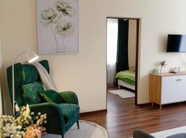 Апартаменти GREEN центр вулиця Руська, ξενοδοχείο σε Ternopilʼ