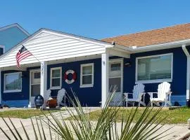 Toes in the Sand Unit A: Dog-Friendly, Third-Row Duplex- a Short Walk from the Beach