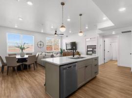 Condo 204L | Water Park Open All Year, Hotel in Hurricane