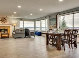 Puget Sound Views! Serene Federal Way Retreat