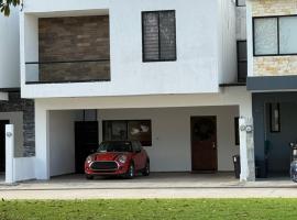 Spacious house in Real Campestre, country area, hotel di Atasta de Serra