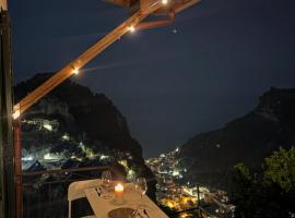 Armando's House, Hotel in Pontone