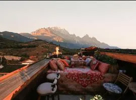 Jinli Chinese Courtyard Hotel 丽江锦里中式庭院客栈