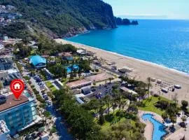 SA Apartments! Cleopatra Beachfront 2BD