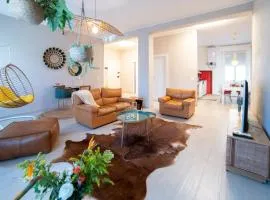 Henry's House luxury urban apartament