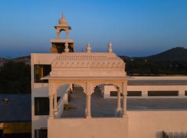 Q Luxe The Mewar Collection Udaipur, hotel v mestu Dabok