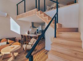 Black Salt Retreat - A Nordic-Inspired Retreat - Cabin 2, hotel di East LaHave