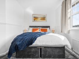 HomeBase Midlands Contractors Relocation Parking, hotel di Walsall