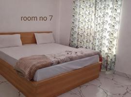 Vishal guest house, hotel a Sālāsar