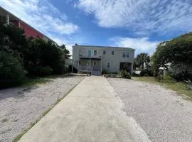 charming coastal dog friendly home near the beach