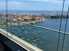 Departamento con hermosa vista al mar en primera línea al Puerto de Iquique