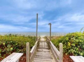 Beautiful ocean front home with direct beach access and outdoor shower