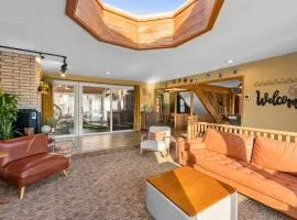Burban Bungalow