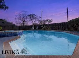 Beautiful 4BR 2B Home with pool near At&t Stadium