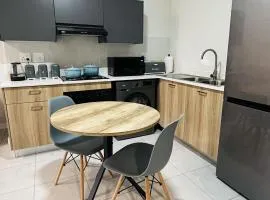 Hlubi at Lifestyle Estate with restaurant and work-station