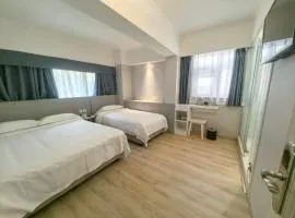 Ole Tai Sam Un Hotel