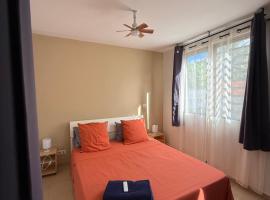 HeiBNB -Appart situé à Pirae, hotel a Pirae