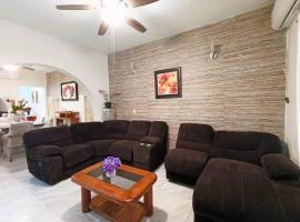 Amplia Casa en Obispado 4 Recámaras, Terraza y 3 Cajones, hotell sihtkohas Monterrey