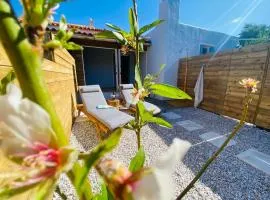 Bougainvillea Holiday Home - privé vakantiehuis met tuin dichtbij Pythagorion