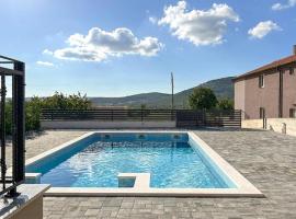 Awesome Home In Gorica, hotel di Gorica