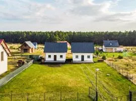 2 Bedroom Gorgeous Home In Zuromino