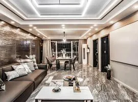 NICE 人民广场甄选两室三室 the Bund&People's Square&Nanjing Road