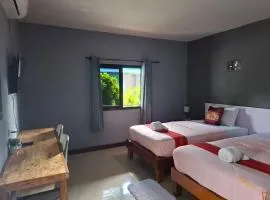 ใบตองรีสอร์ท