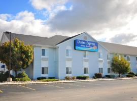 Dunes Express Inn and Suites, hotel near Silver Lake State Park, Hart