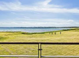 Flot Ferielejlighed I 1 Række Med Udsigt Over Ebeltoft Vig