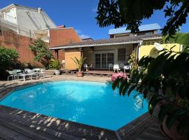 Belle maison équipé avec piscine, Hotel in Mamoudzou
