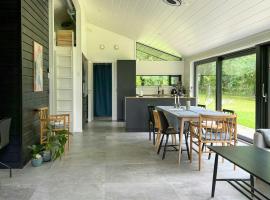 Modern Holiday Home Near Ellinge Beach, hotell sihtkohas Hønsinge