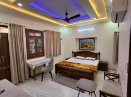 ''Heritage Escape'' Luxe Room with Balcony